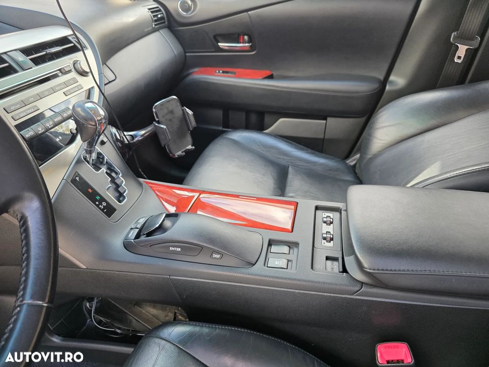 Lexus Seria RX - 22