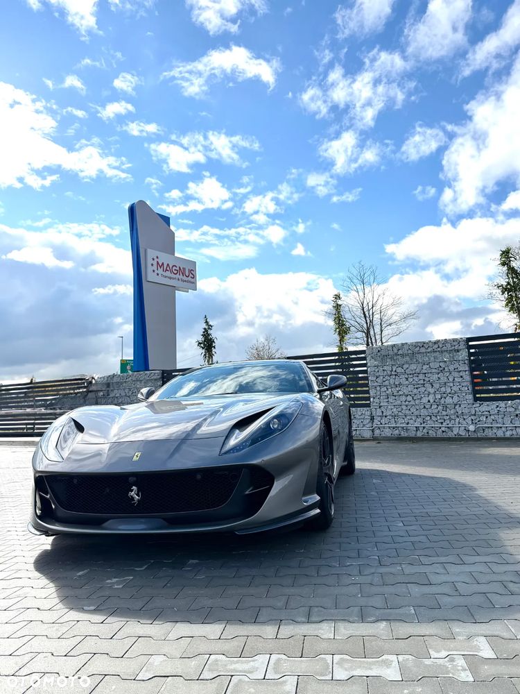 Ferrari 812 Superfast - 3