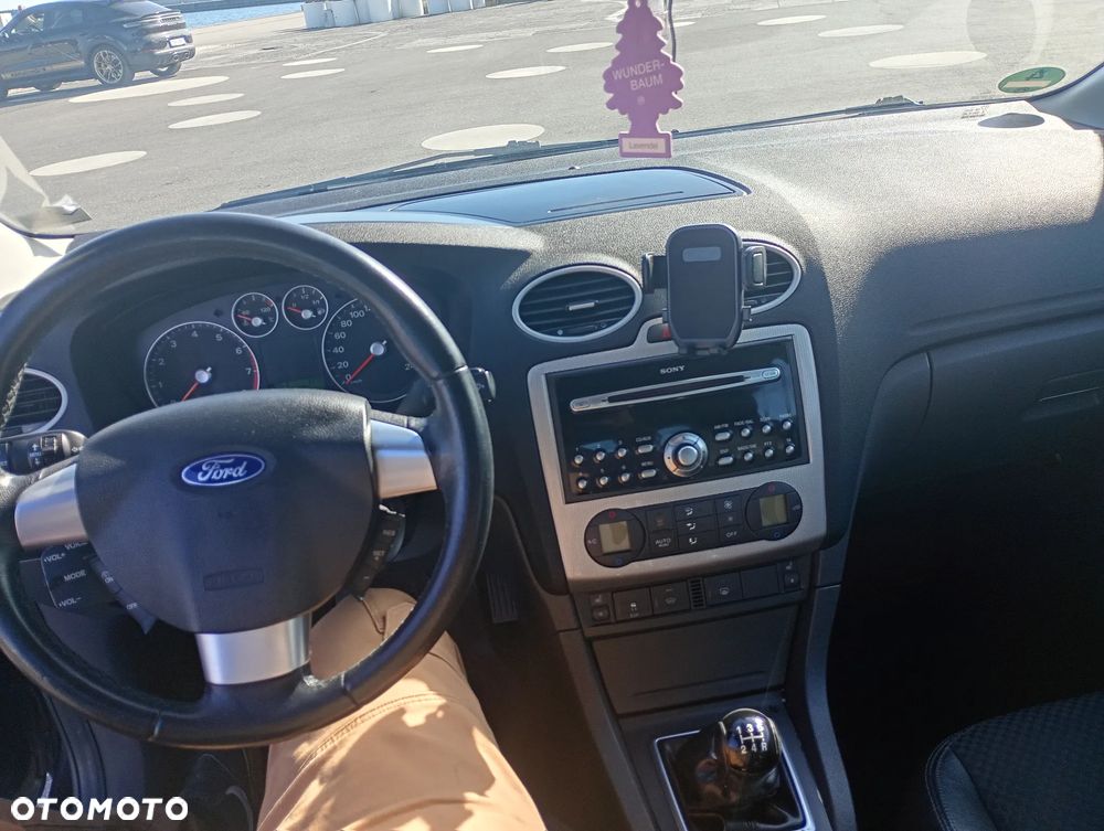 Ford Focus - 37