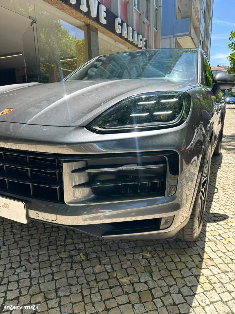 Porsche Cayenne S E-Hybrid - 6
