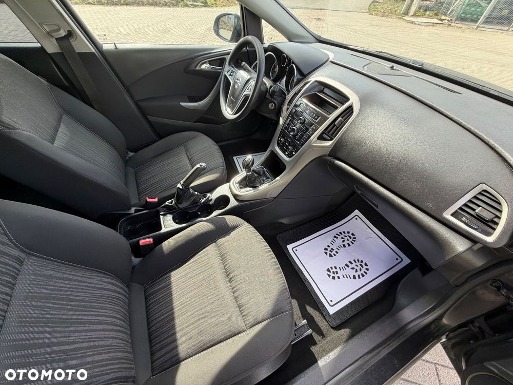 Opel Astra 1.4 Turbo Edition - 9