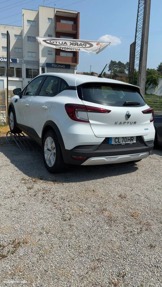 Renault Captur 1.6 E-Tech Full Hybrid Techno - 2