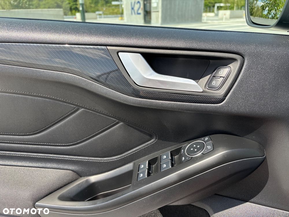 Ford Focus 1.0 EcoBoost ST-Line ASS PowerShift - 25