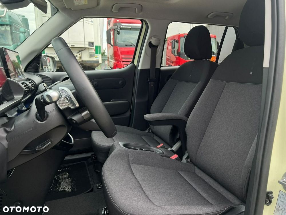 Hyundai Inster - 10