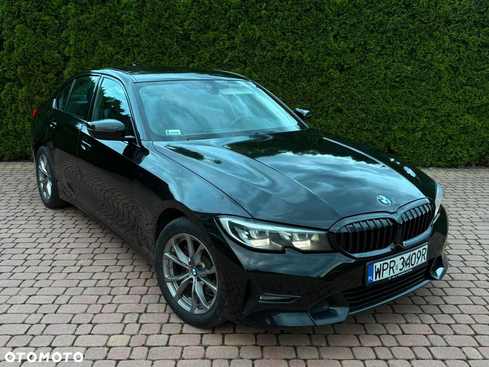 BMW Seria 3 318d Sport Line Shadow - 4