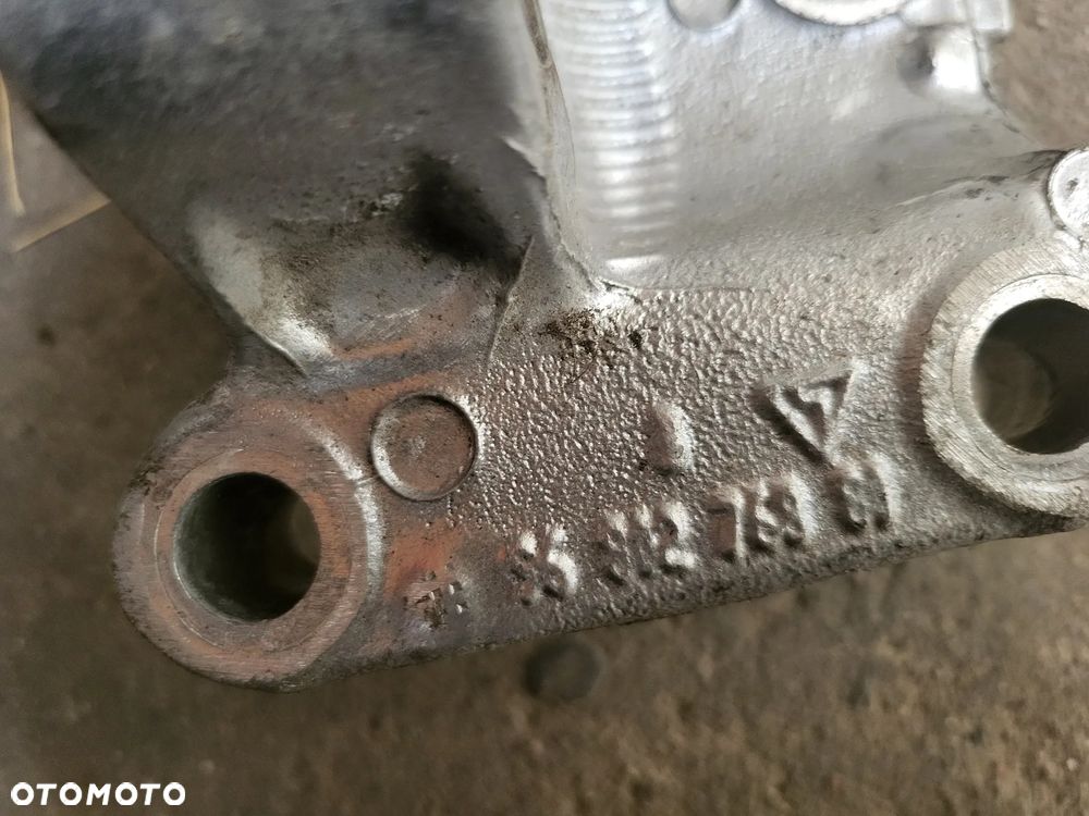 Podpora półosi Peugeot Citroen - 3