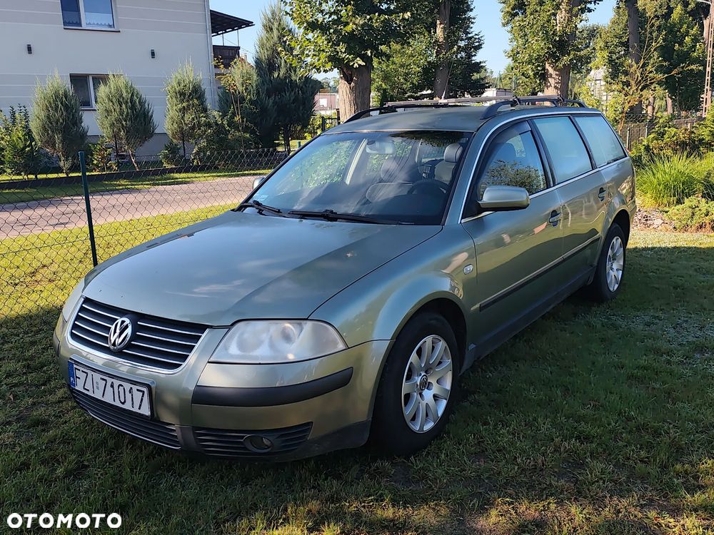 Volkswagen Passat 1.6 - 1