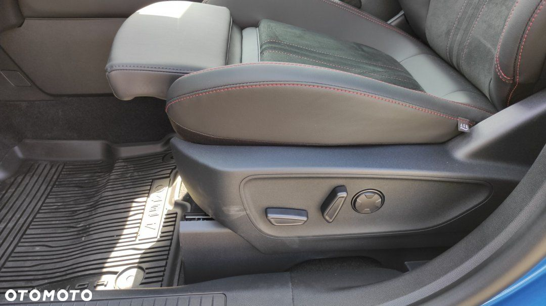Ford Kuga - 19