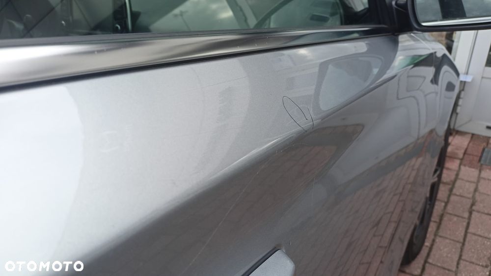 BMW Seria 3 320i Edition Exclusive - 14
