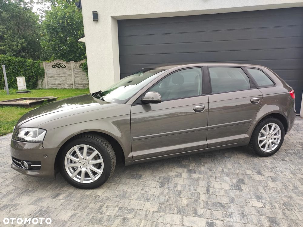 Audi A3 Sportback - 18