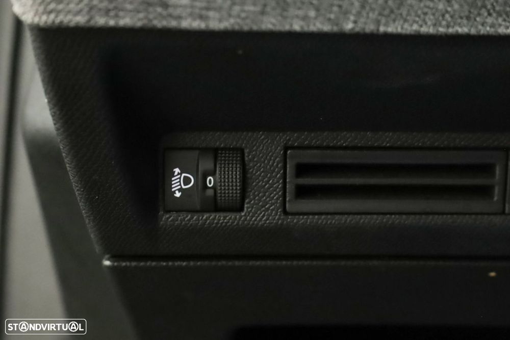 Peugeot 5008 1.2 Hybrid Allure e-DCS6 - 17