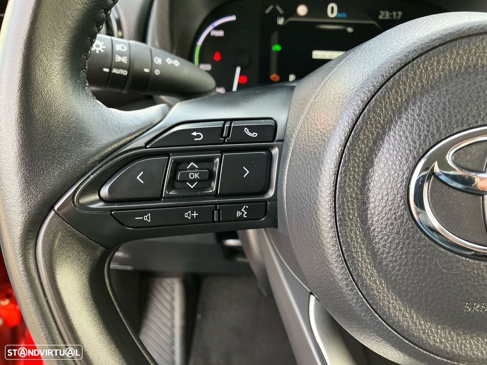 Toyota Yaris Cross 1.5 HDF Comfort Plus - 29