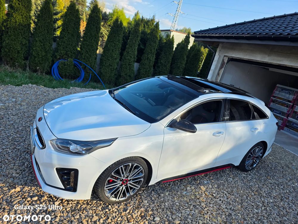 Kia ProCeed 1.6 T-GDI DCT7 OPF GT - 17