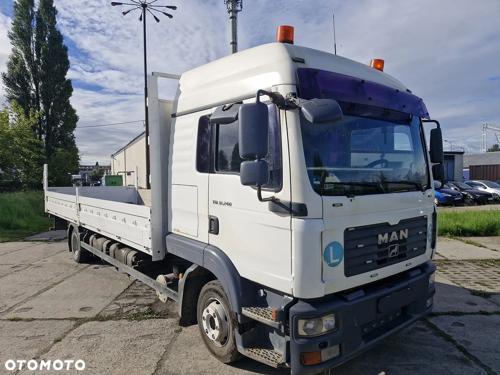 MAN TGL 12.240 - 3