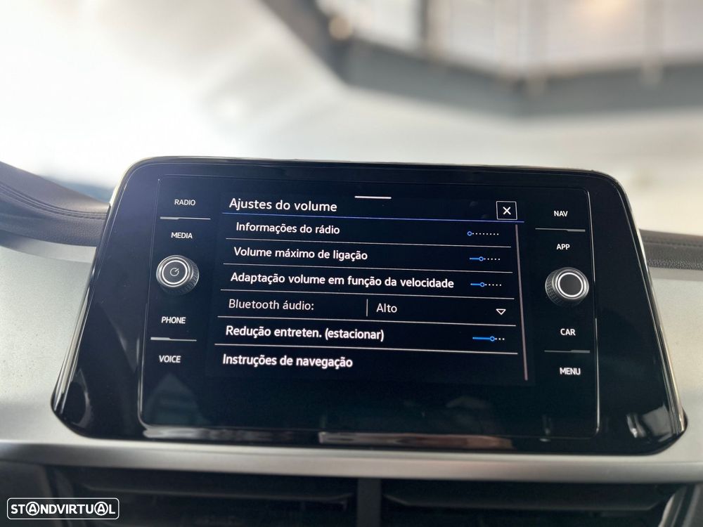 VW T-Roc 1.0 TSI Style - 32