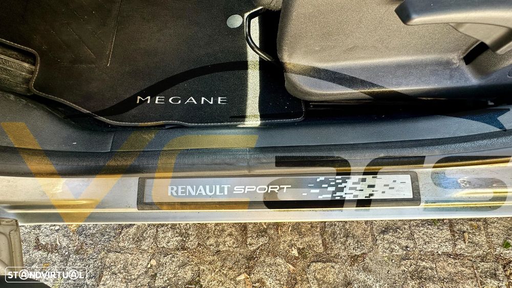 Renault Mégane Sport Tourer 1.5 dCi GT Line J18 - 13