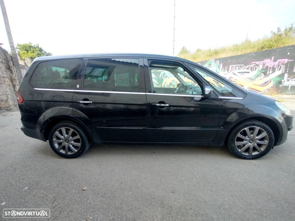 Ford Galaxy 2.0 TDCi Ghia - 48
