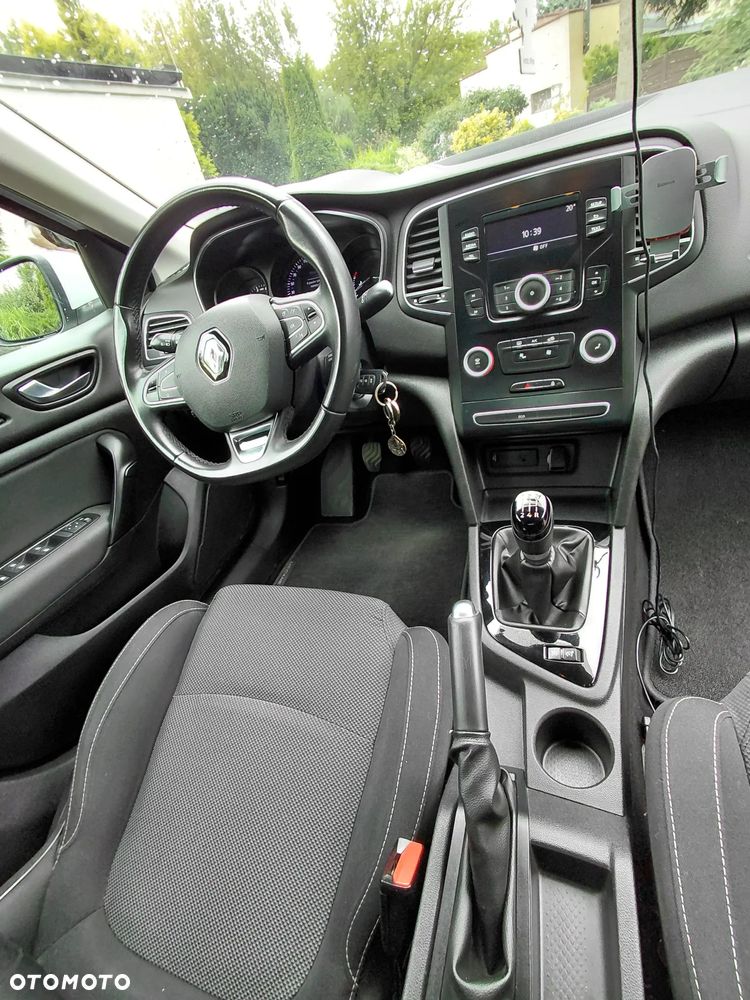 Renault Megane 1.6 SCe Life - 12