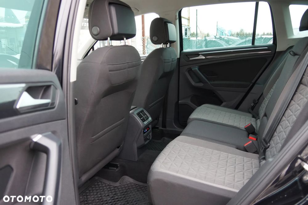 Volkswagen Tiguan 2.0 TDI SCR Active DSG - 28