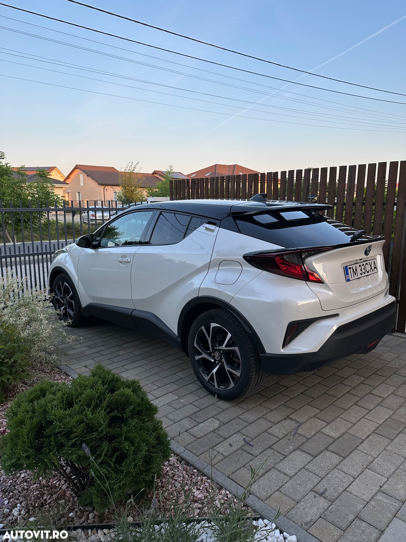 Toyota C-HR 1.8 Hybrid Business Edition - 6