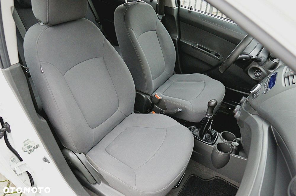 Chevrolet Spark - 15