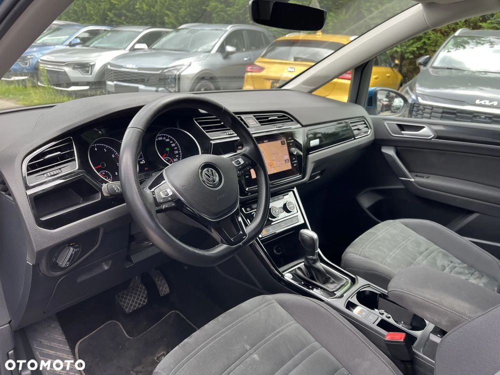 Volkswagen Touran 1.5 TSI EVO Highline DSG - 9