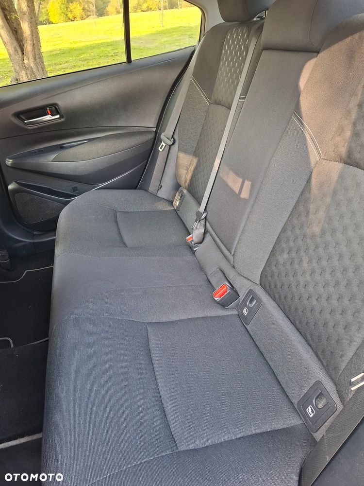 Toyota Corolla - 9