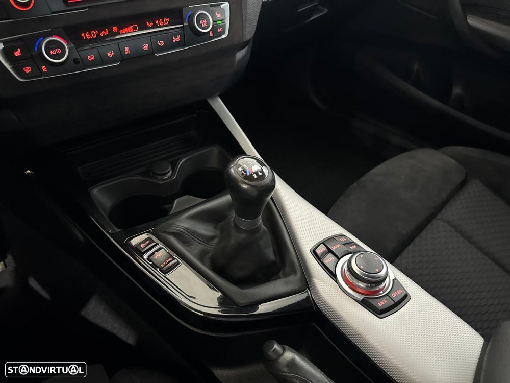 BMW 125 d Pack M - 15