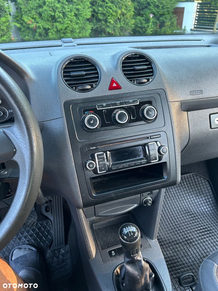 Volkswagen Caddy - 23