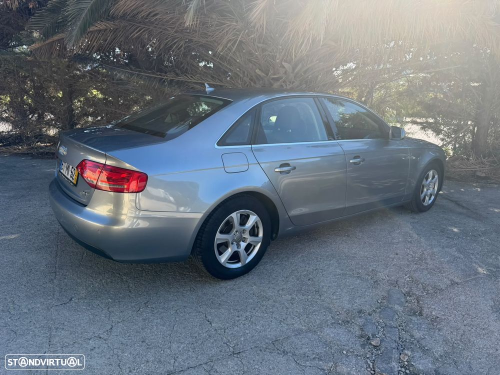 Audi A4 2.0 TDIe Business Line Plus - 5