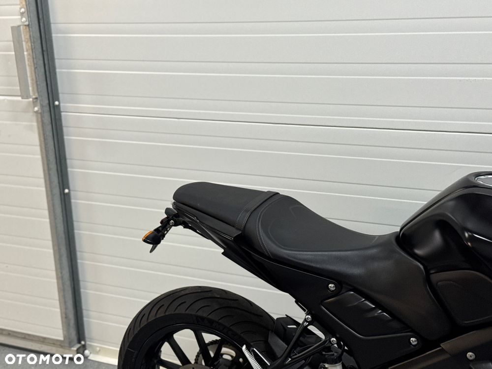 Yamaha MT - 5