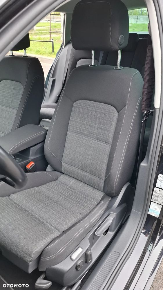 Volkswagen Passat 2.0 TSI Business DSG - 11