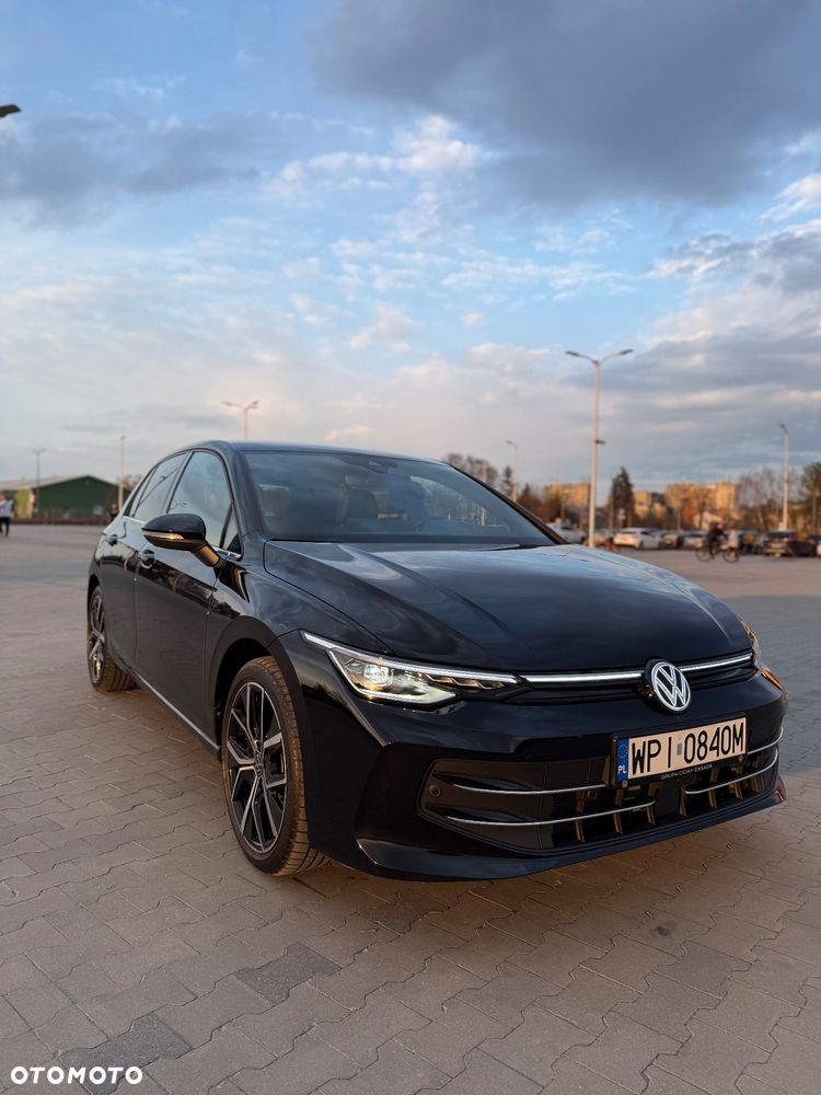 Volkswagen Golf 1.5 eTSI OPF DSG Edition 50 - 3