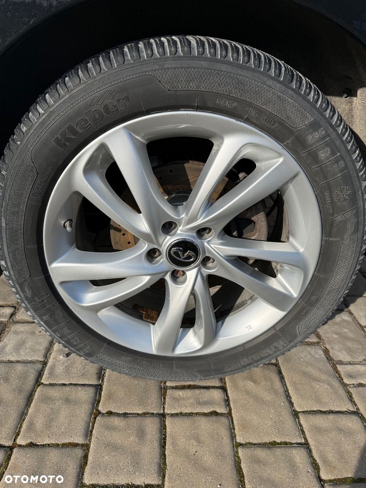 Infiniti Q30 2.2d Premium Tech AWD 7DCT - 15