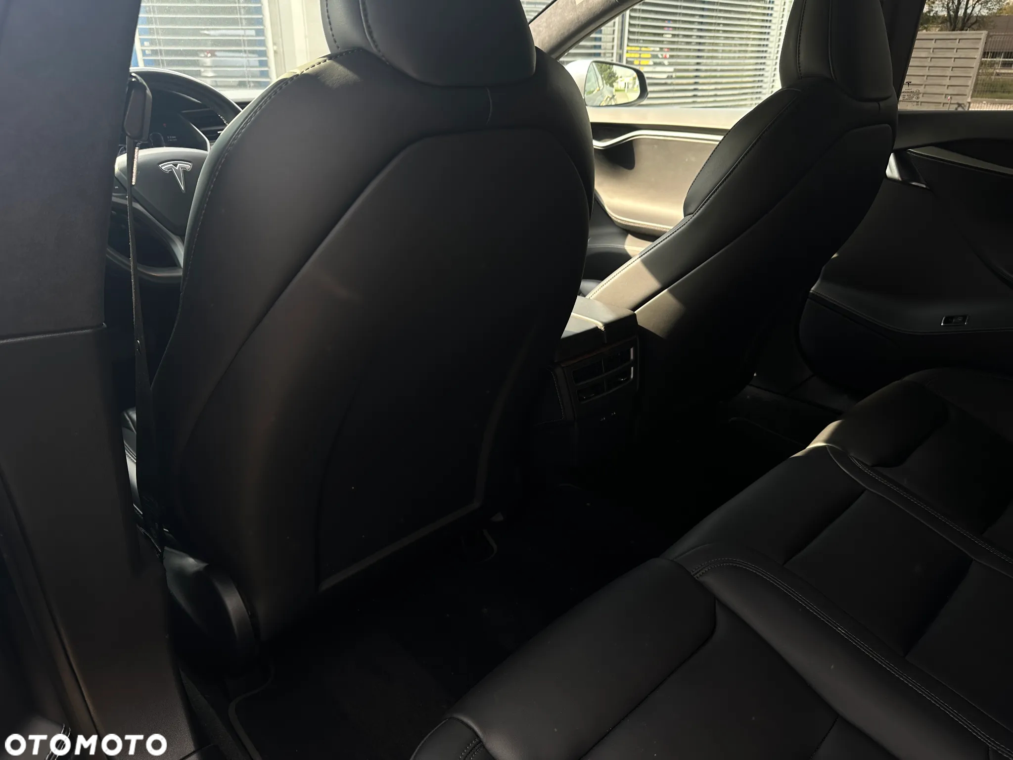 Tesla Model S Long Range AWD - 16