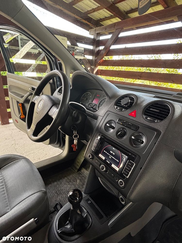 Volkswagen Caddy Maxi - 10