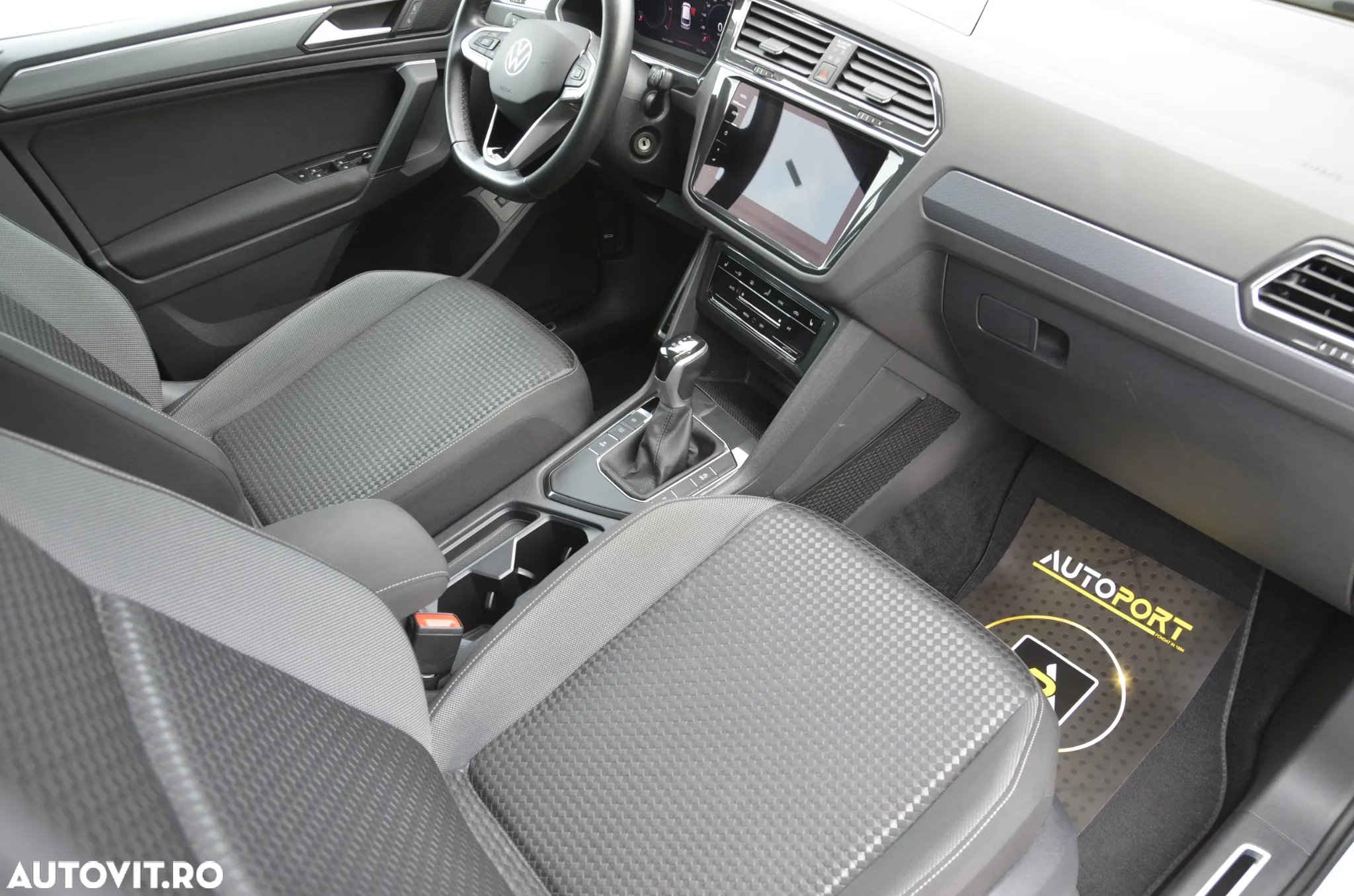 Volkswagen Tiguan 2.0 TDI DSG Life - 13