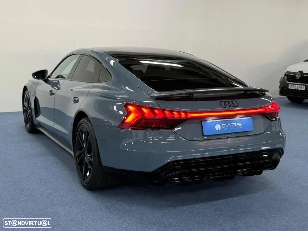 Audi e-tron GT quattro - 8