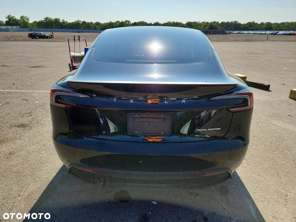 Tesla Model 3 Langstreckenbatterie Allradantrieb Dual Motor - 6