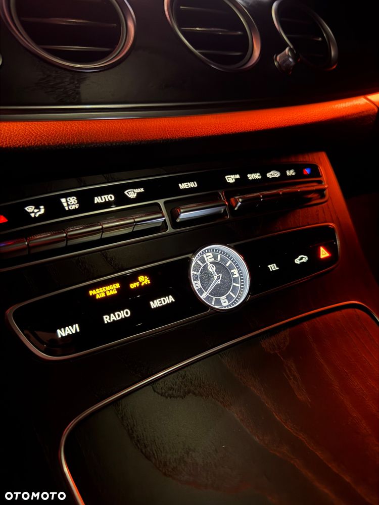 Mercedes-Benz Klasa E 300 d 9G-TRONIC AMG Line - 37