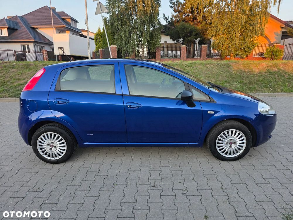 Fiat Grande Punto - 9