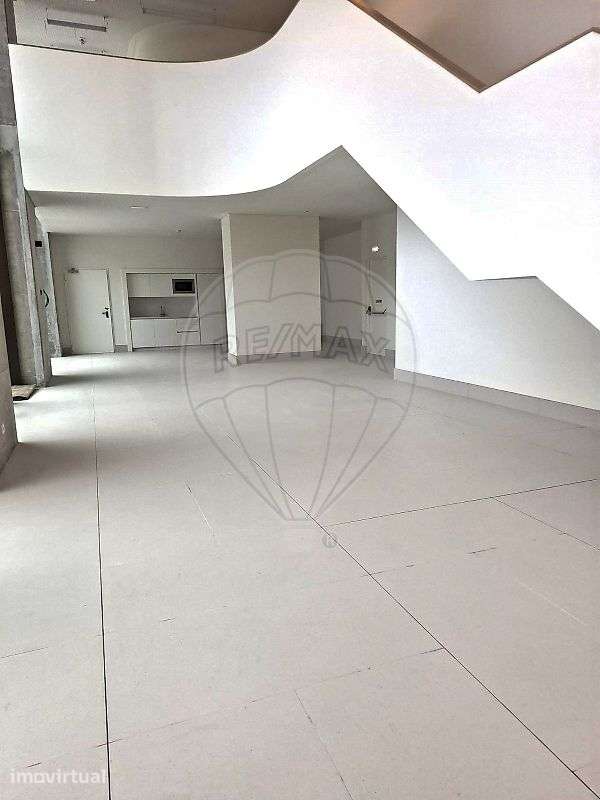 Apartamento T0 para arrendamento - Grande imagem: 4/19