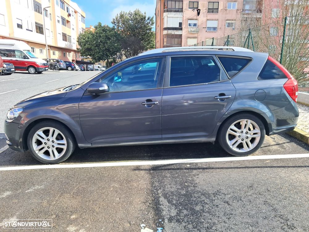 Kia Ceed SW 1.6 CRDi EX - 4