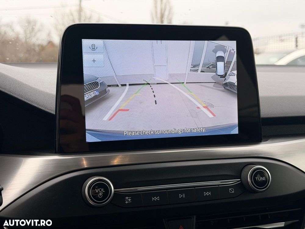 Ford Focus 2.0 EcoBlue Titanium - 19