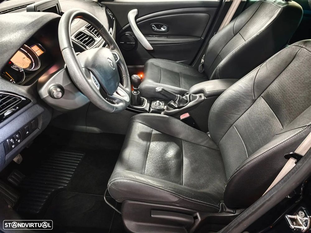 Renault Mégane Sport Tourer 1.5 dCi Bose Edition - 21