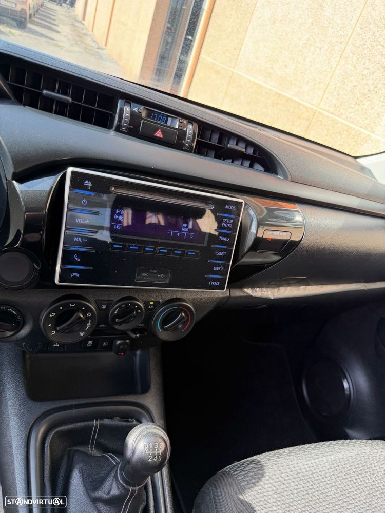 Toyota Hilux 4x4 Cabine Dupla S&S Comfort - 7