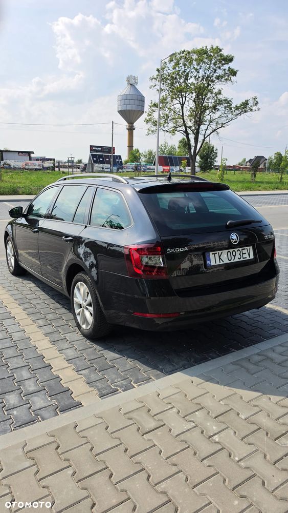 Skoda Octavia 1.6 TDI Ambition DSG - 5