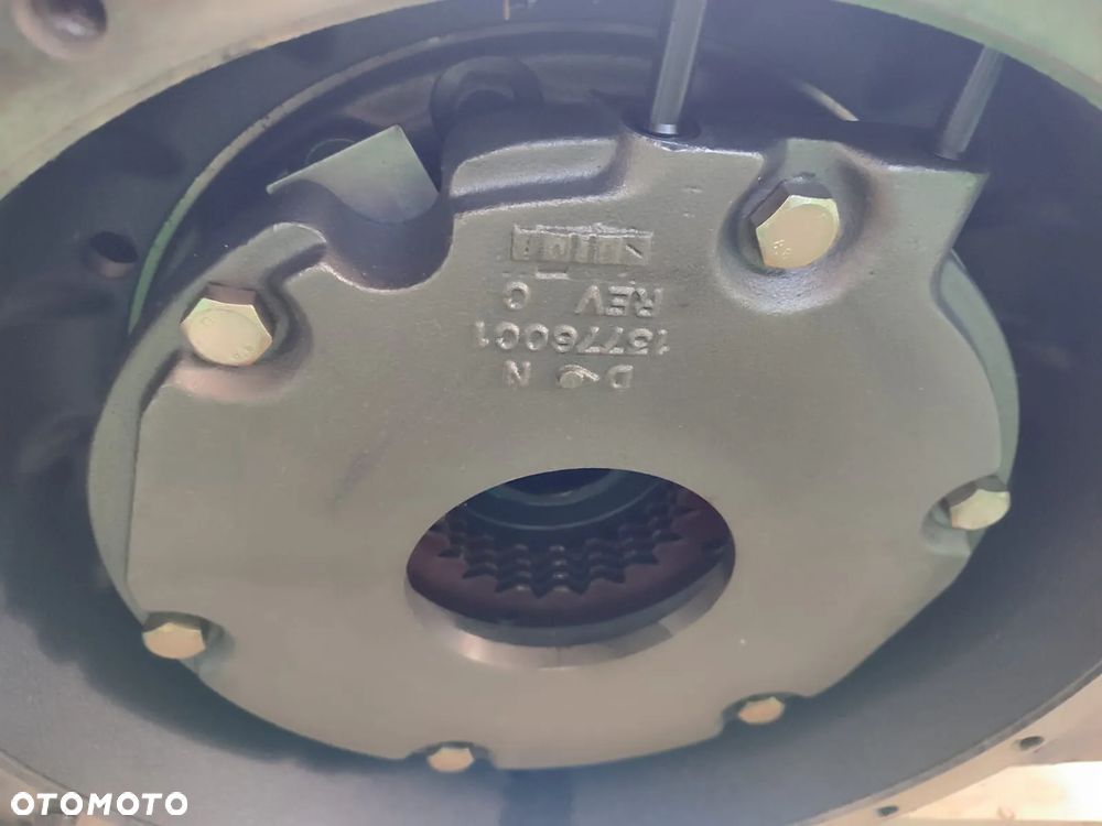 Dyferencjał tylny 224852A5 CASE MX 270 MAGNUM - 14