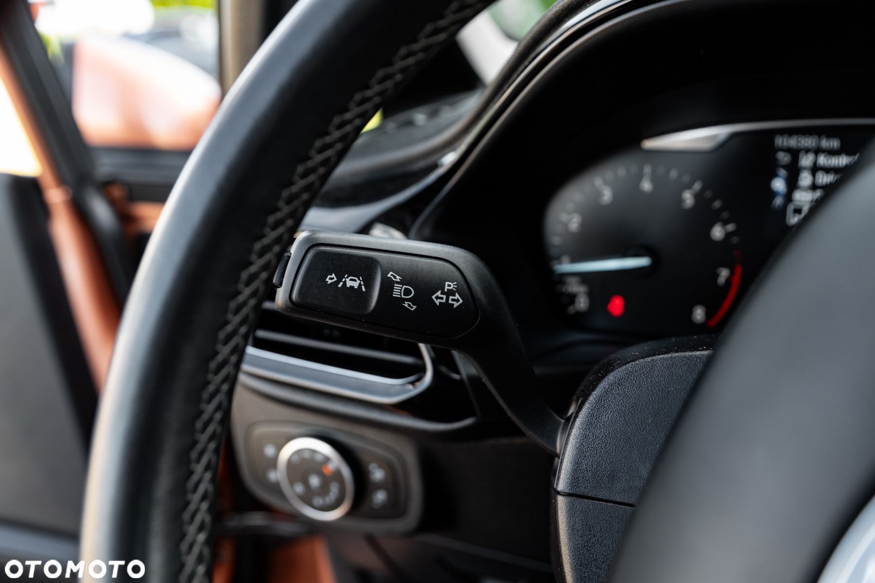 Ford Fiesta 1.0 EcoBoost S&S ACTIVE - 38