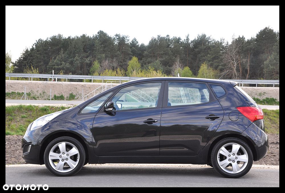 Kia Venga 1.4 CVVT Business Line - 19